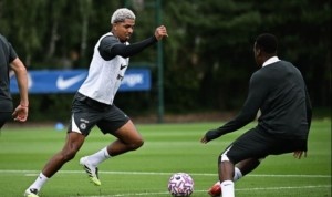 KOK体育官网-切尔西后卫福法纳社媒晒训练照：专注于周五的比赛