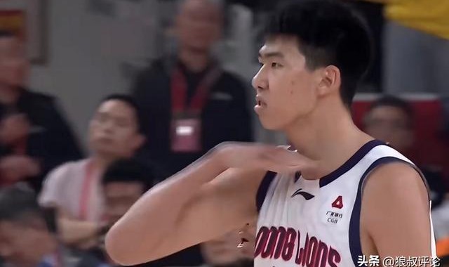 KOK体育-CBA新赛季封盖王！徐昕单场6帽平赛季新高 离开广东多项数据创新高