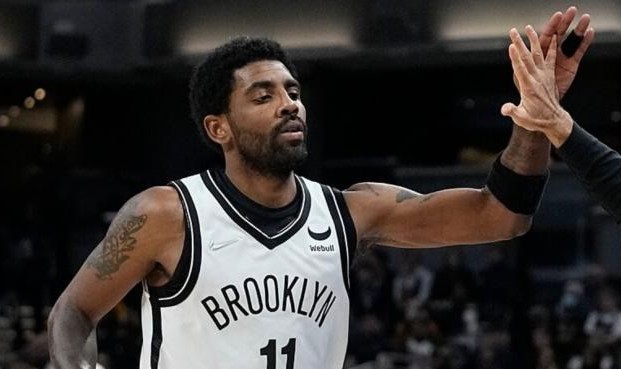 KOK体育官网-打打停停仍能频繁高效输出 欧文就是超级大学霸